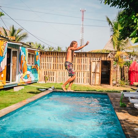 Green Belly Surf Hostel El Paredon Buena Vista Екстер'єр фото