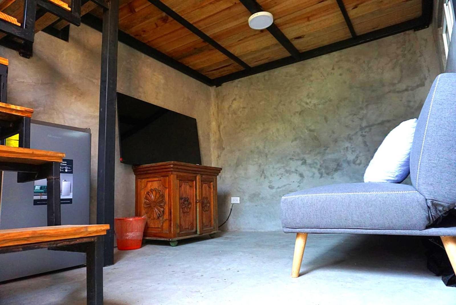 Green Belly Surf Hostel El Paredon Buena Vista Екстер'єр фото