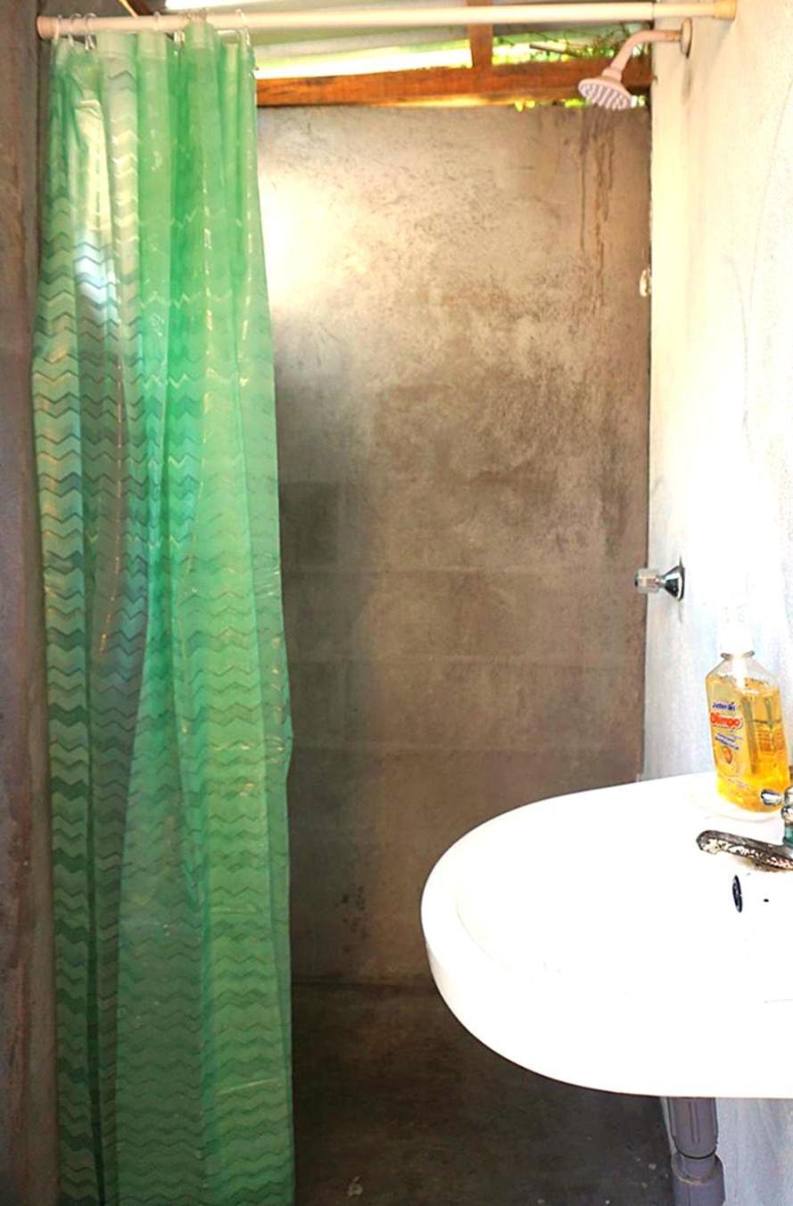 Green Belly Surf Hostel El Paredon Buena Vista Екстер'єр фото
